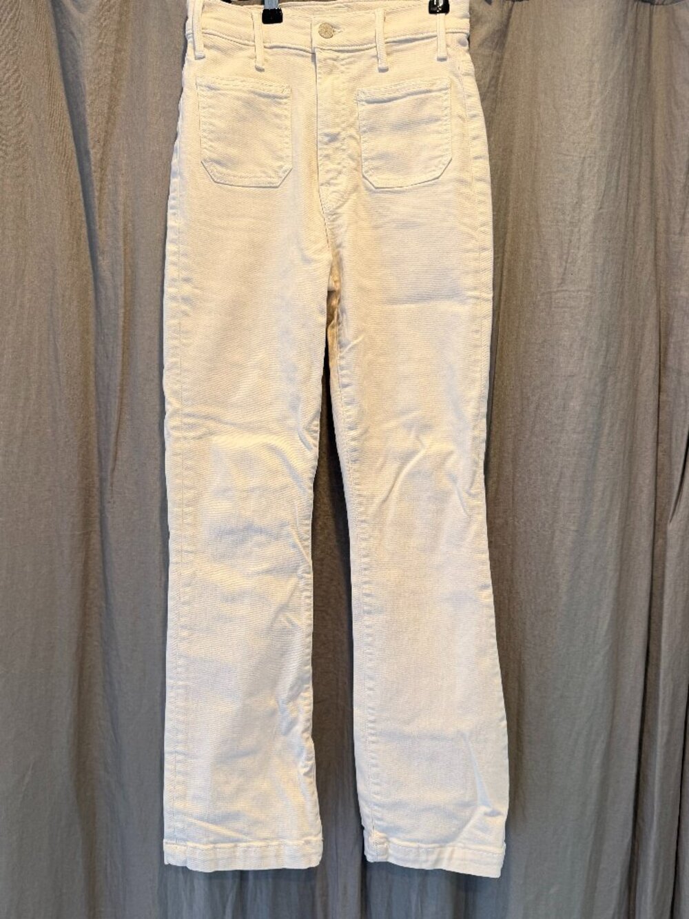 MOTHER The Hustler Patch Pocket Flood Jeans Cream Puffs 25